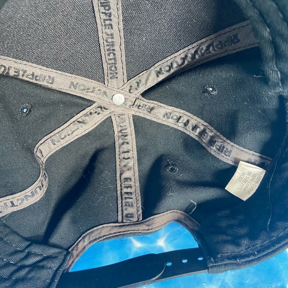 Death Note - Ripple Junction - Curved Brim SnapBack Hat - Picture 7 of 9